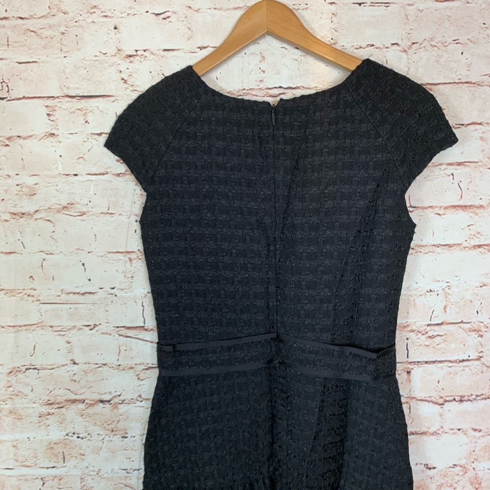 Carolina Herrera Textured Wool Cap Sleeve Dress - Picture 6 of 8